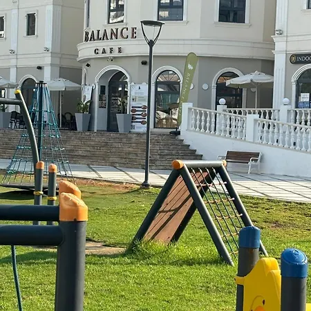 Caesar & Apartment