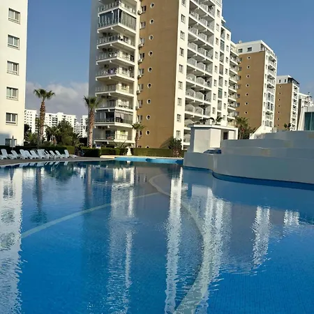 Caesar & Apartment *